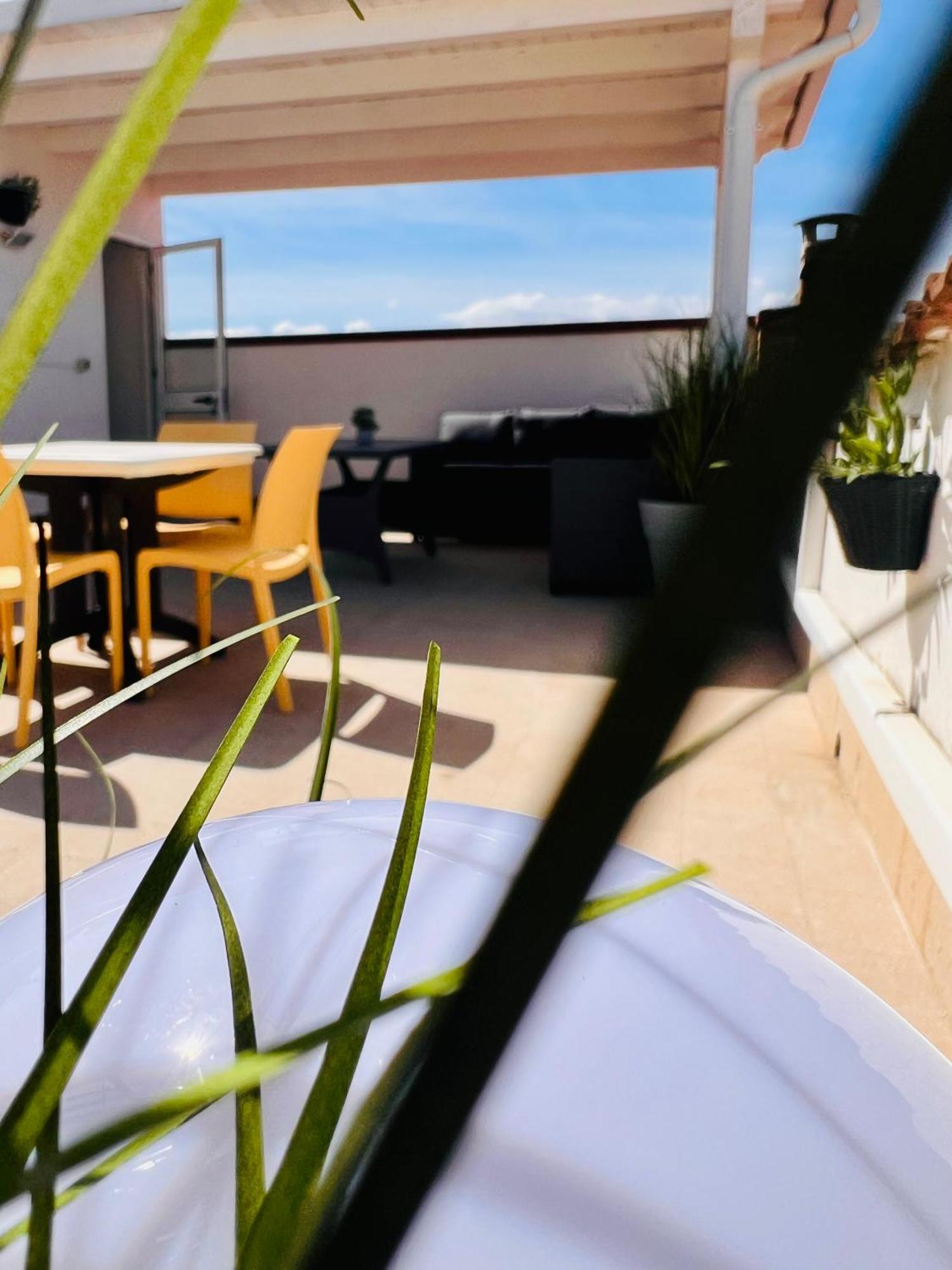 Casa Vacanze Anna Balestrate Buitenkant foto
